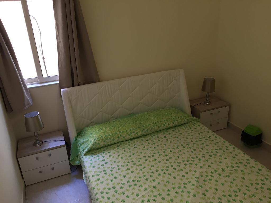 Seafront Apartment Blue Water Σεντ Πόλς Μπέι Εξωτερικό φωτογραφία