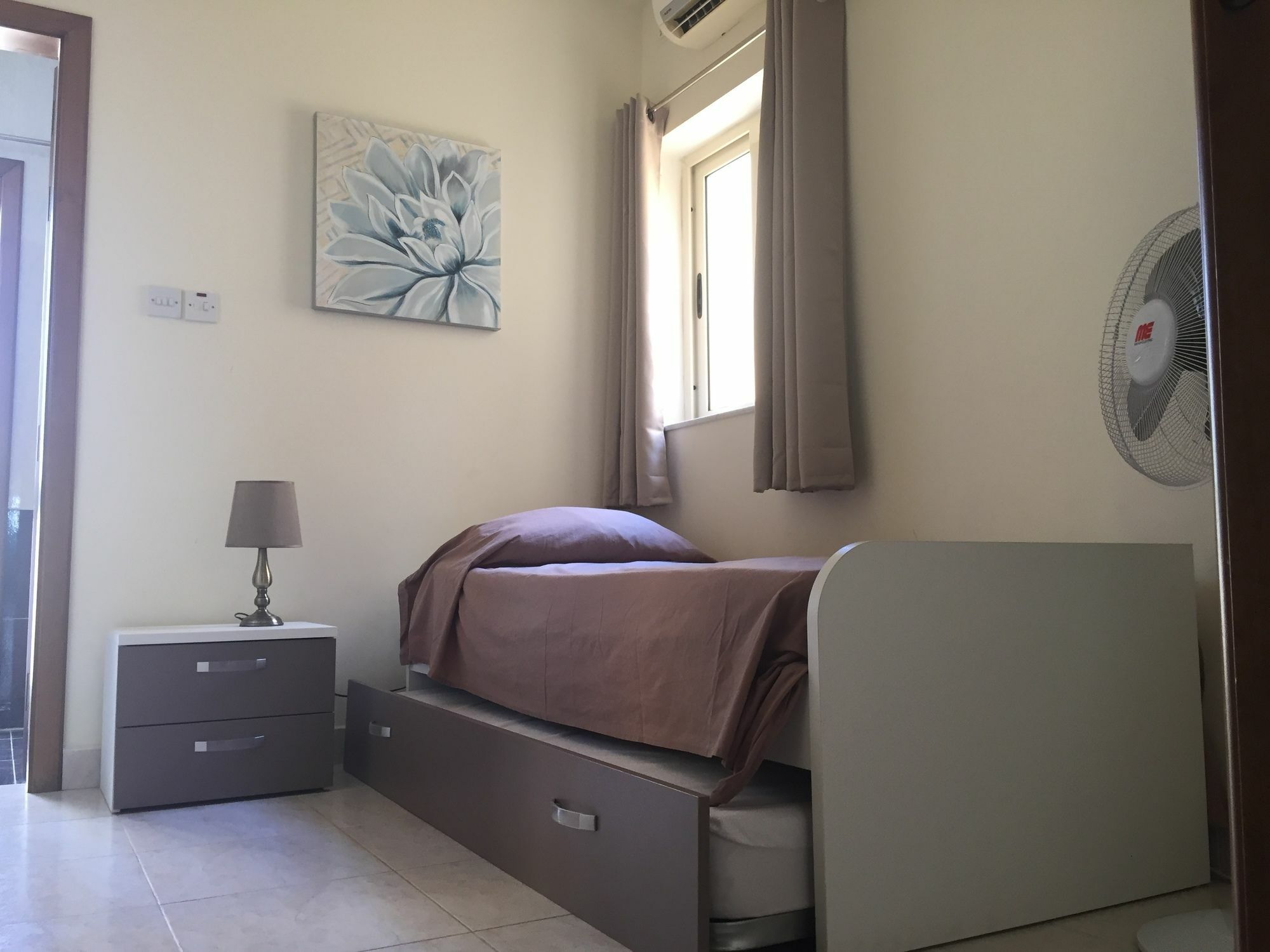 Seafront Apartment Blue Water Σεντ Πόλς Μπέι Εξωτερικό φωτογραφία